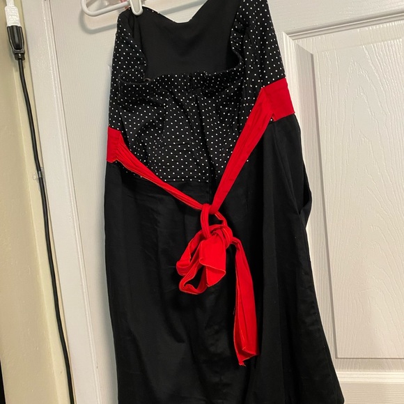 Polkadot heart shaped dress (please read description) - Picture 2 of 4